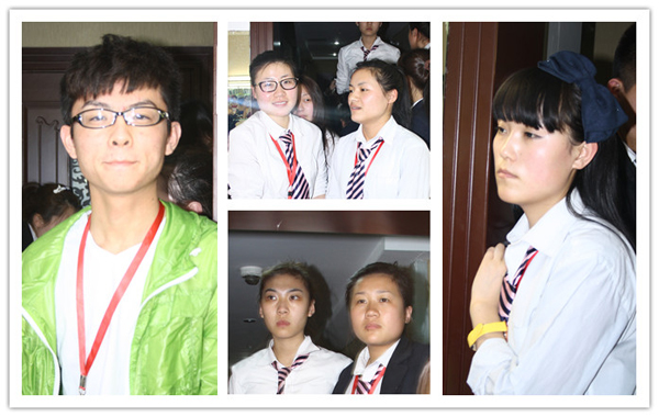 学生们等待考试结果.jpg